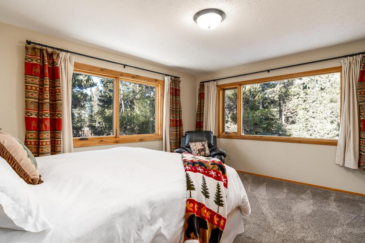 Shepherd Family Retreats- Moose West Yellowstone Exterior photo