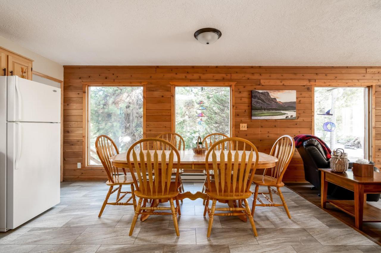 Shepherd Family Retreats- Moose West Yellowstone Exterior photo
